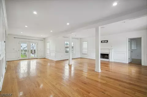 260 E 2nd Ave, Roselle, NJ 07203 photo 24