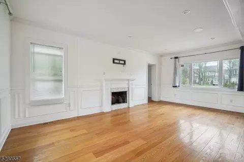260 E 2nd Ave, Roselle, NJ 07203 photo 23