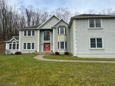 7 Van Kirk Pl, Sparta, NJ 07871