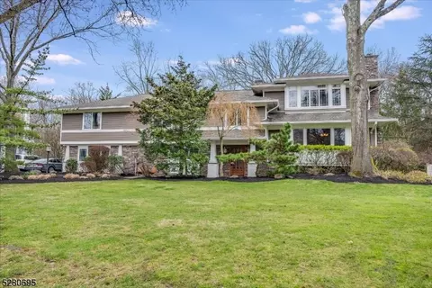 387 Dunham Pl, Glen Rock, NJ 07452