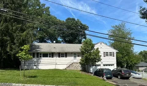 5 Tenney Rd, West Orange, NJ 07052