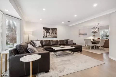 38-38 Ackerman Dr, Fair Lawn, NJ 07410