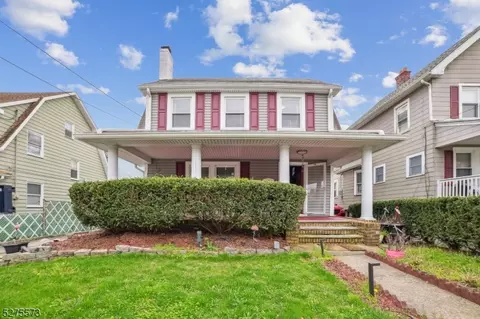 36 Swaine Pl, West Orange, NJ 07052