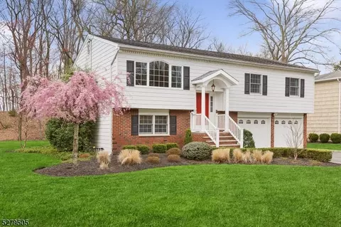 33 King St, Edison, NJ 08820