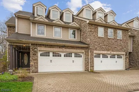 59 Eggers Ct, Summit, NJ 07901