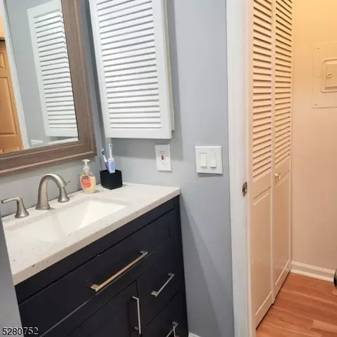 19 Countryside Dr, Basking Ridge, NJ 07920 photo 10