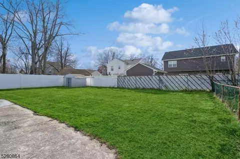 17 Crescent Rd, Edison, NJ 08817 photo 24