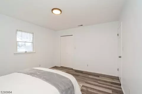 17 Crescent Rd, Edison, NJ 08817 photo 18