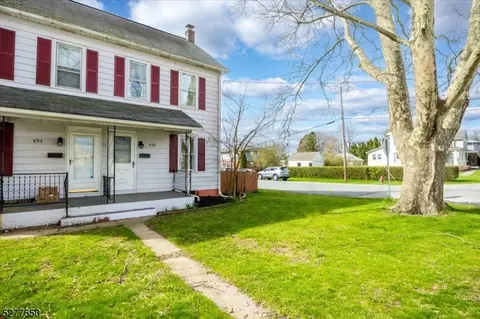 894 High St, Phillipsburg, NJ 08865