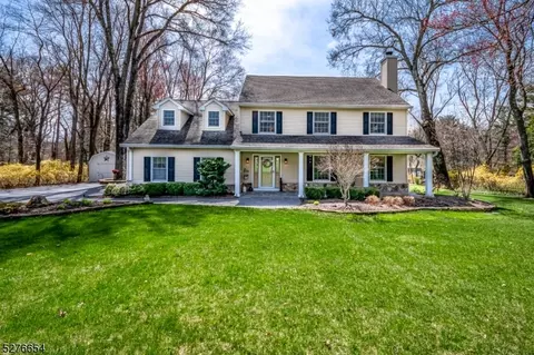 314 Eyland Ave, Roxbury Twp, NJ 07876