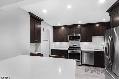 34 Harrison Ave, North Plainfield, NJ 07060 photo 5