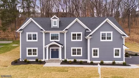 316 Hillside Ave, Chatham Twp, NJ 07928