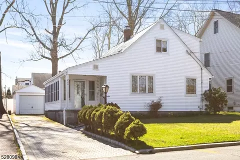 246 Longview Ave, Hasbrouck Heights, NJ 07604