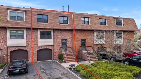 4204 N Oaks Blvd, North Brunswick Twp, NJ 08902