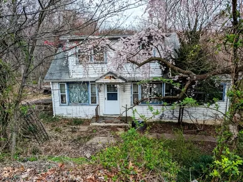 618 Berdan Ave, Wayne, NJ 07470 photo 4