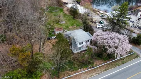 618 Berdan Ave, Wayne, NJ 07470 photo 10