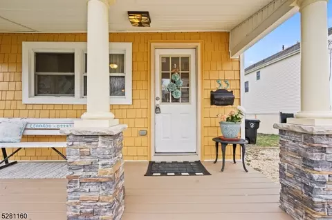 33 Florence Ave, Middletown Twp, NJ 07737 photo 4