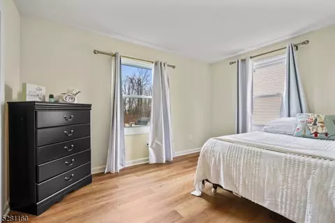 33 Florence Ave, Middletown Twp, NJ 07737 photo 21