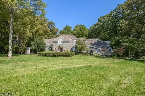 30 Cold Springs Rd, Tewksbury Twp, NJ 07830