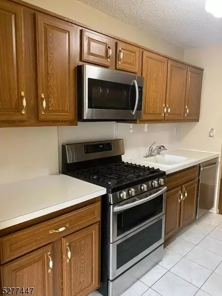 277 Prospect Ave UNIT 4G, Hackensack, NJ 07601 photo 6