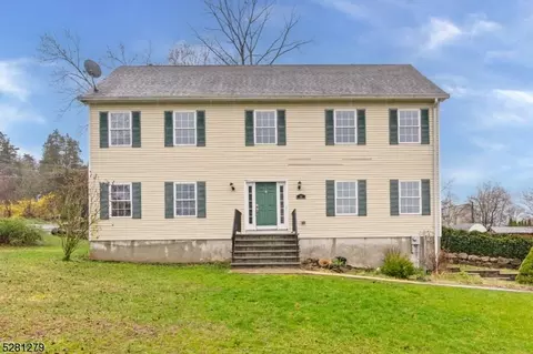 56 Mountain Heights Ave, Lincoln Park, NJ 07035