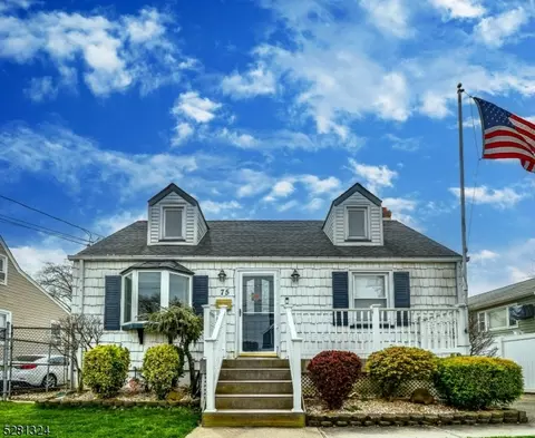 75 Dartmouth Ave, Woodbridge Twp, NJ 07001