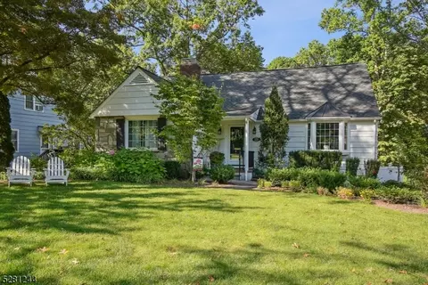 225 Kent Place Blvd, Summit, NJ 07901