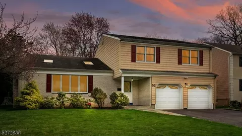 53 Connecticut St, Cranford, NJ 07016