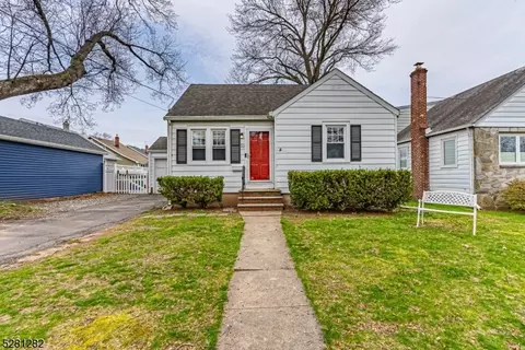 20 Laurel Pl, Nutley, NJ 07110