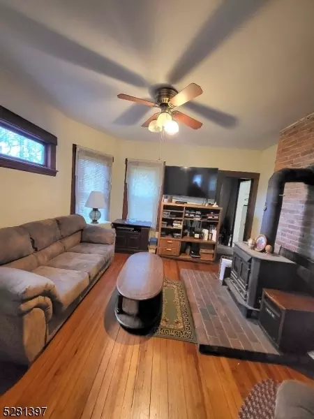 730 Monroe, Plainfield, NJ 07063 photo 3