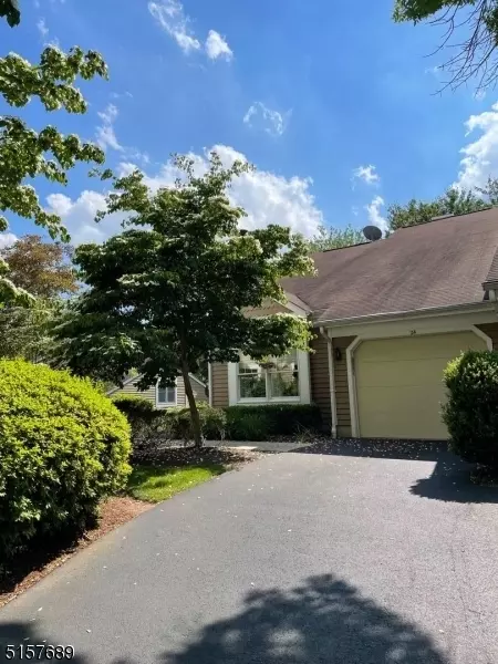 24 Eton Ct, Bedminster, NJ 07921