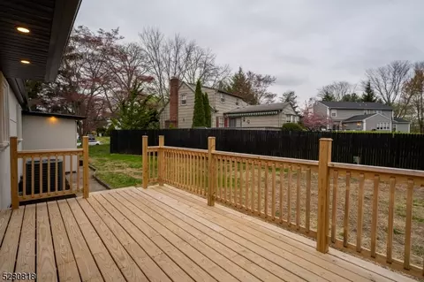 22 Perrin Dr, Wayne, NJ 07470 photo 24