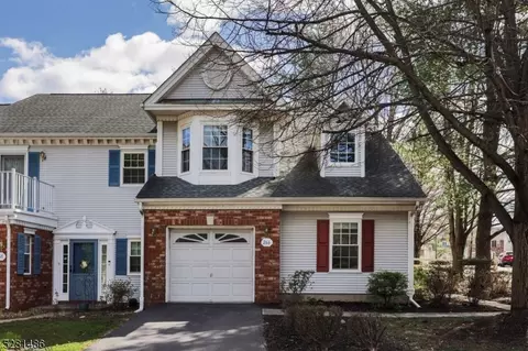 266 Amethyst Way, Franklin Twp, NJ 08823