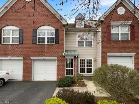 14 Prescott Ct, Bernards, NJ 07920