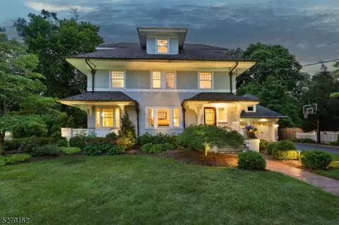 5 Hillcrest Rd, Madison, NJ 07940