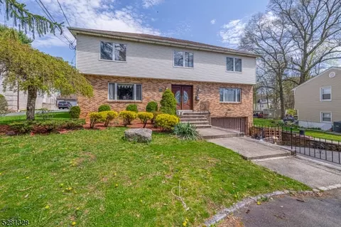 132 W Northfield Rd, Livingston, NJ 07039