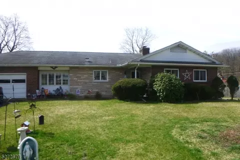 4 Weber Ln, Independence Twp, NJ 07838