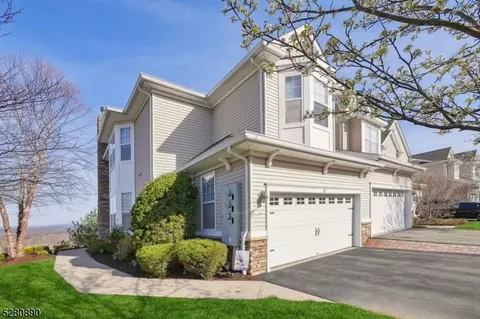 37 Junegrass Way, Hackettstown, NJ 07840