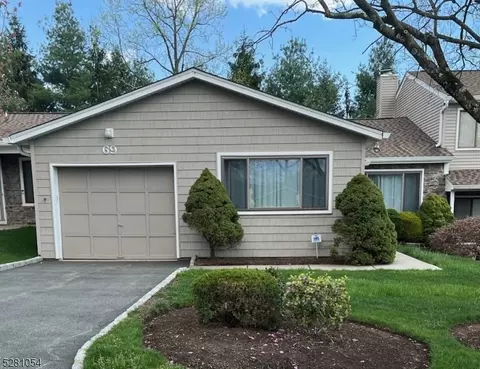 69 Glenview Dr, West Orange, NJ 07052