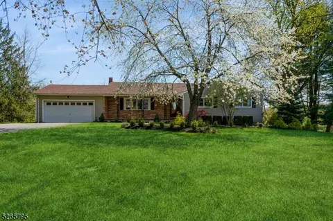 243 Hockenbury Rd, Hillsborough, NJ 08844