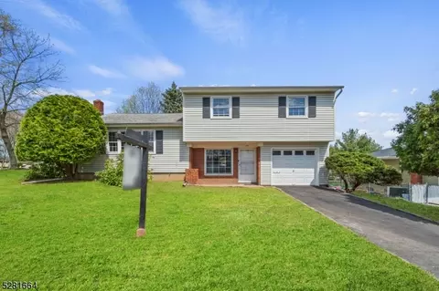 40 Kashey St, Clifton, NJ 07013