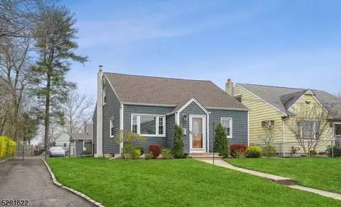 53 N 11th St, Kenilworth, NJ 07033
