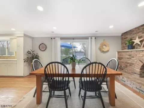 28 Kimberly Pl, Wayne, NJ 07470 photo 9