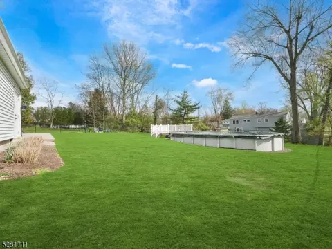 28 Kimberly Pl, Wayne, NJ 07470 photo 30