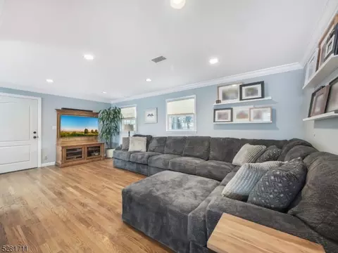28 Kimberly Pl, Wayne, NJ 07470 photo 18