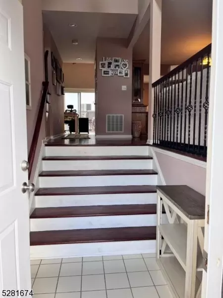 175 Durham Ct, Hackettstown, NJ 07840 photo 3