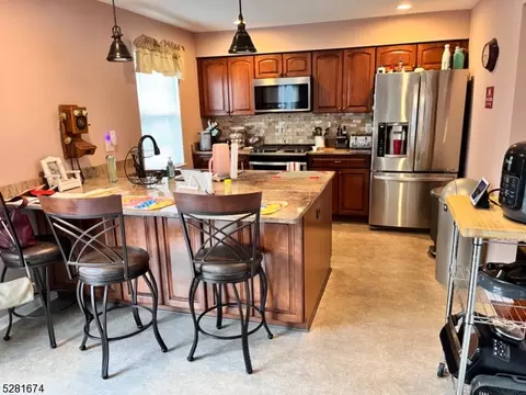 175 Durham Ct, Hackettstown, NJ 07840 photo 6