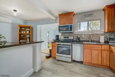 85 Hawthorne Ave, Springfield, NJ 07081 photo 9