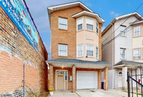 275 Garside St, Newark, NJ 07104