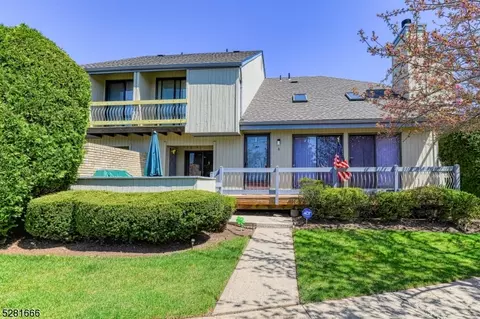 6 Talbot St, Somerset, NJ 08873